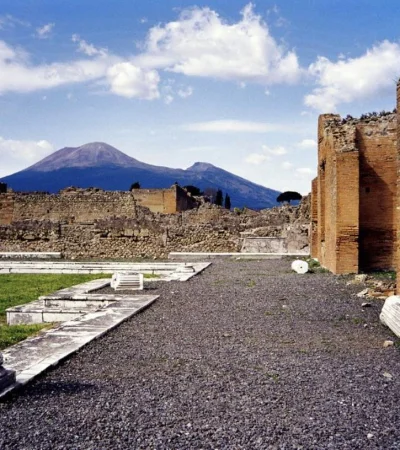 vesuvius-from-pompeii-hires-version-2-scaled-png.