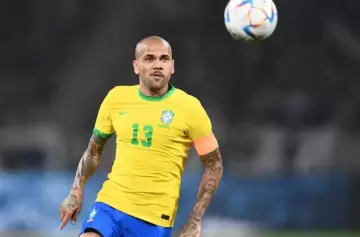 Condenaron a Dani Alves a una pena de prisión de 4 años y medio por abuso sexual