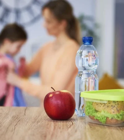 La alimentación en los primeros años de vida es clave para el desarrollo de los chicos.