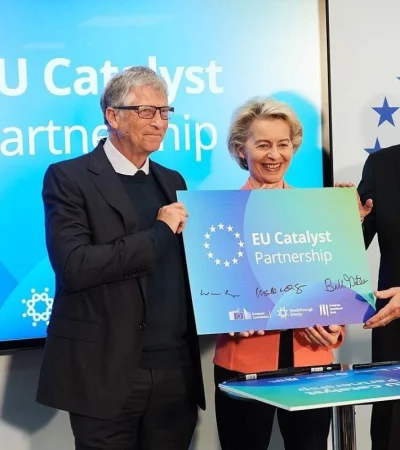 ursula-von-der-leyen-attends-the-2021-un-climate-change-conference-41-jpg.