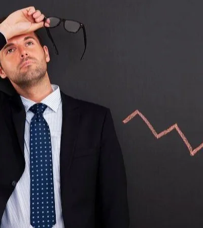 crisis-economica-salud-pesos-png.