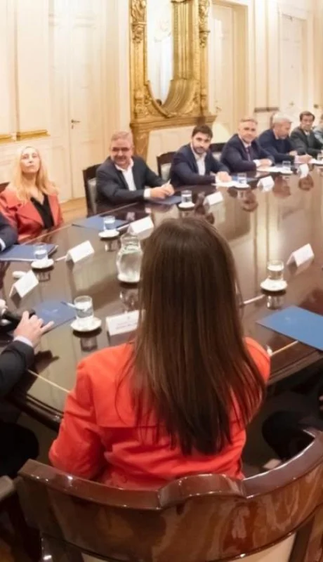 francos-y-milei-1-jpg.