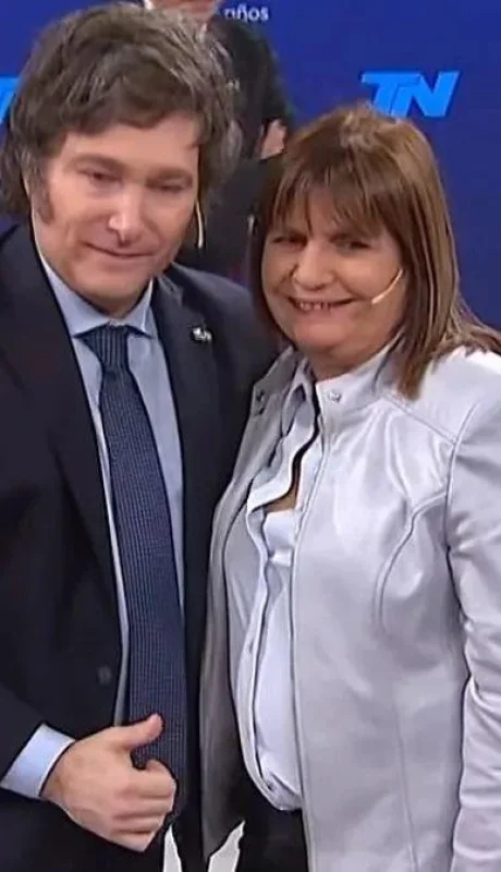 milei-y-bullrich-reconciliados--jpg.
