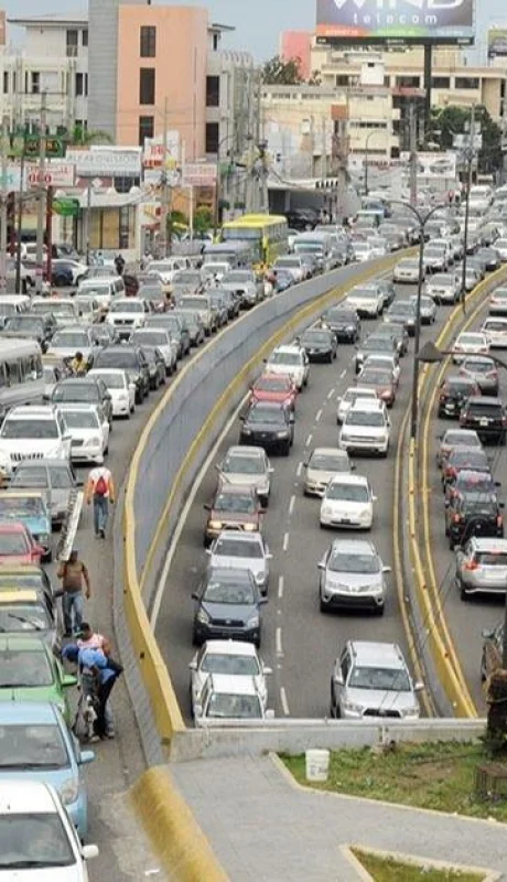 transito-caotico-taponamiento-5-jpg.