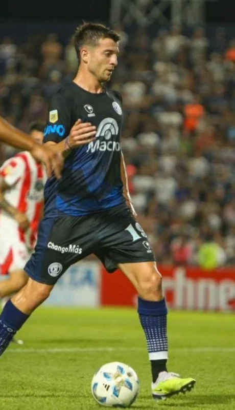 gga1dwhwyaeb3xb-jpg.