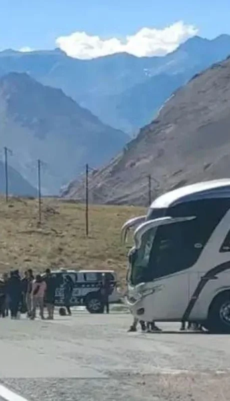 8a586cdb-b8a3-40a7-884a-777d8d8a80d1-jpg.