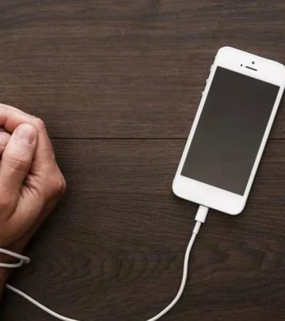 nomofobia-celular-pc-png.