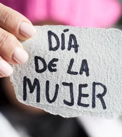 dia-de-la-mujer-pareja-png.