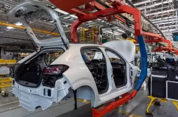 La producción nacional de vehículos no se recupera: cayó 27,9% interanual en mayo