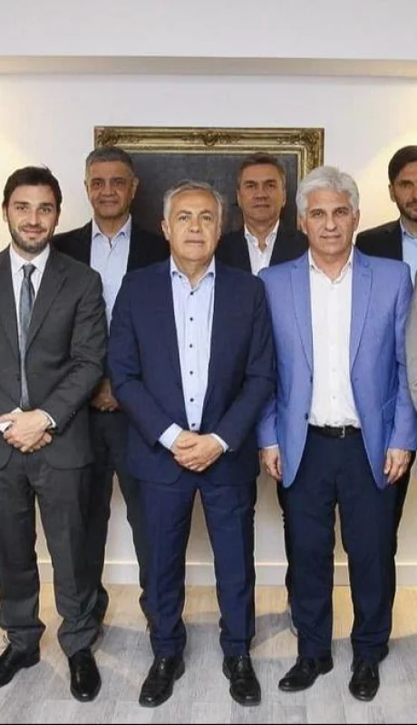 gobernadores-dialoguistas-milei-jpg.