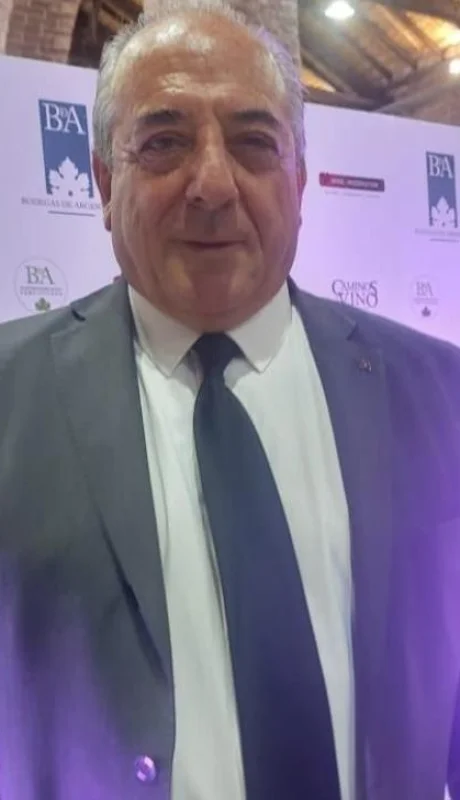 whatsapp-image-2024-03-02-at-14-50-06-jpeg.