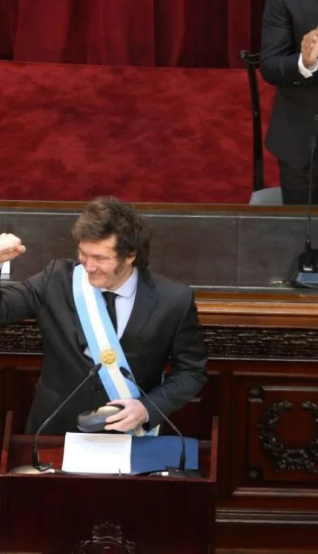 1709337919240201563-jpg.