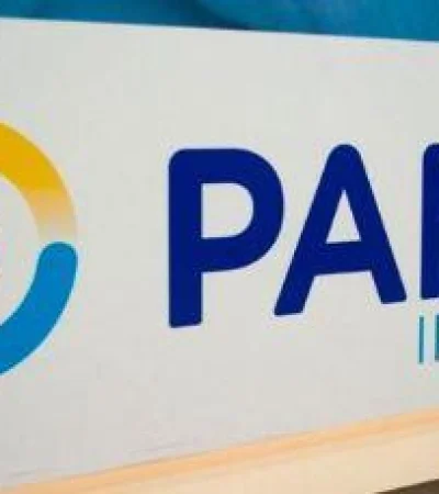 gi9wysvw4aakbxe-png.