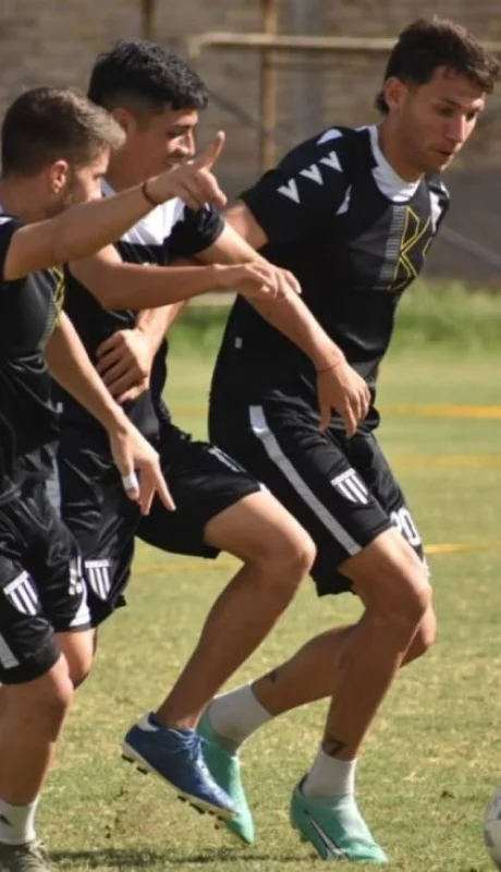 gipun5zwyaaksx2-jpg.