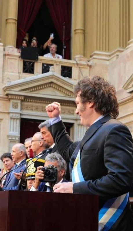 1709345107240201598-jpg.