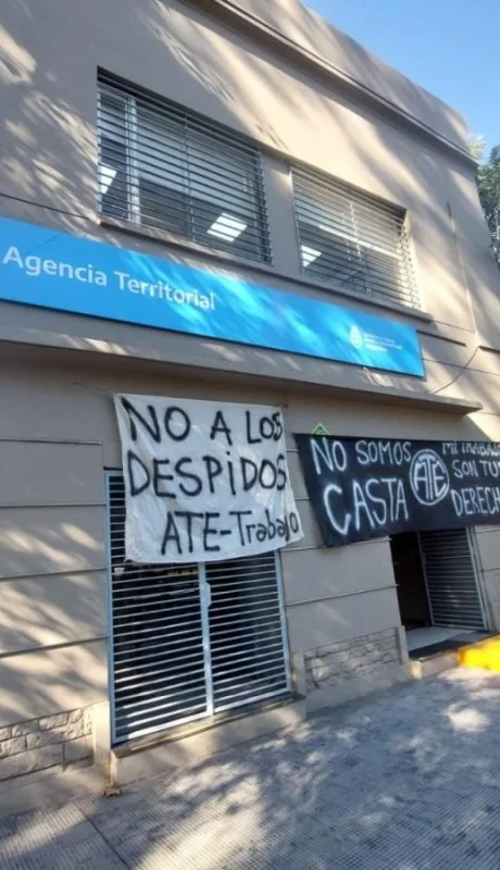 efa3b9b0-7bc4-4fa7-ba93-1faae81d0e19-jpg.