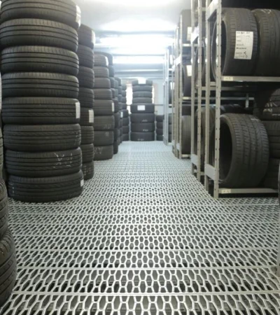 pexels-andrea-piacquadio-3806252-jpg.