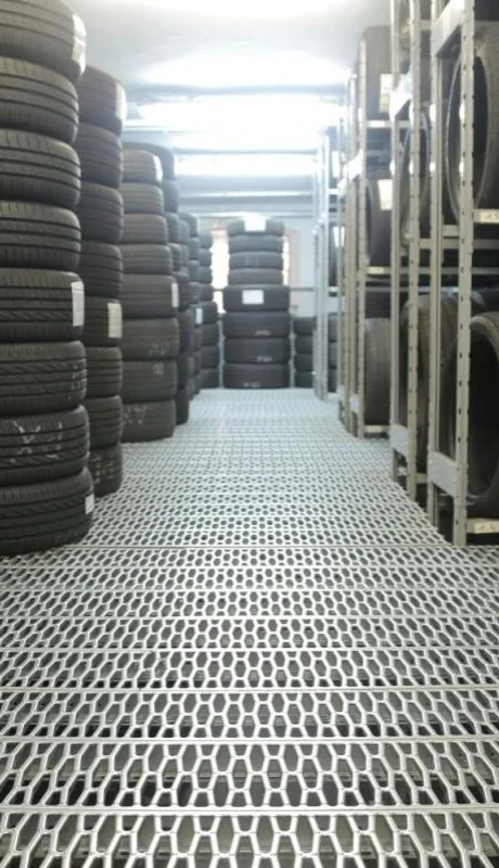 pexels-andrea-piacquadio-3806252-jpg.