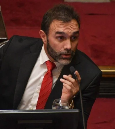 ezequiel-atauche-png.