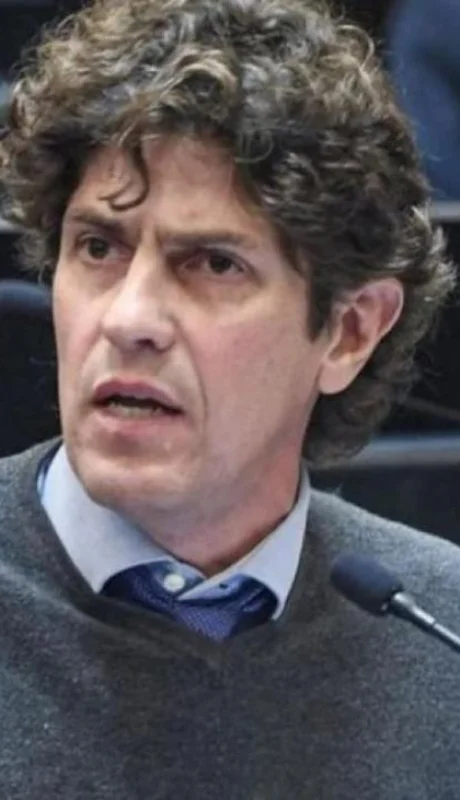 martin-lousteau-jpg.