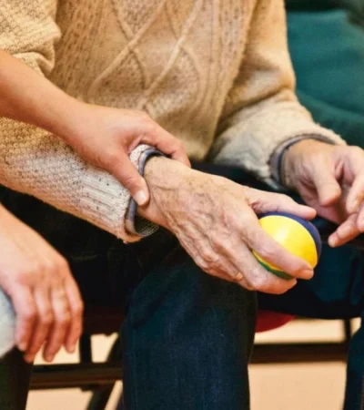 pexels-matthiaszomer-339620-jpg.