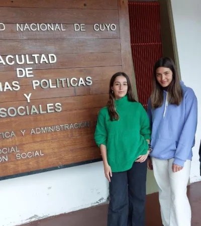 julia-neglia-paloma-moyano-y-manuela-miranda-2-jpeg.