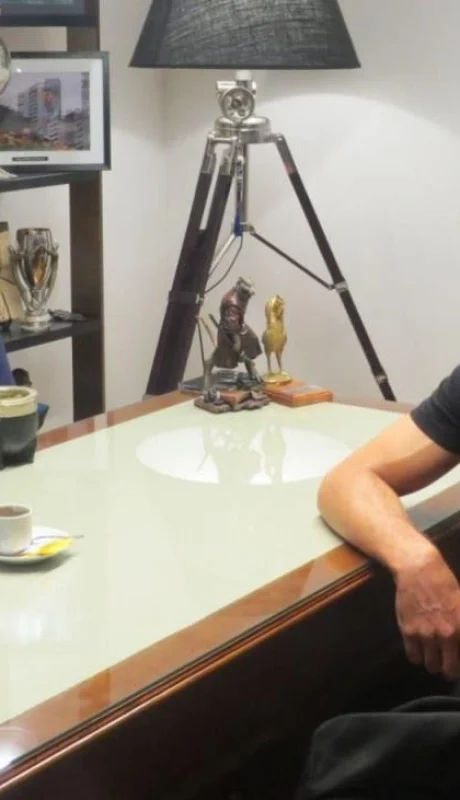 gkqbuz-x0aawlpn-jpg.