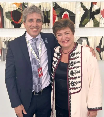 caputo-y-cristalina-jpg.