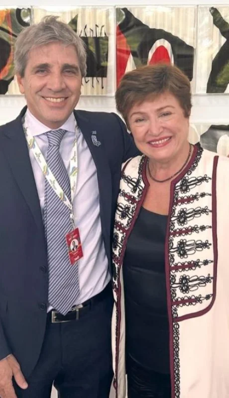 caputo-y-cristalina-jpg.