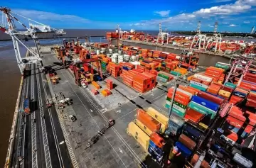 Octubre cerró con un fuerte superávit de balanza comercial