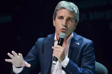 Se postergan los aumentos de luz, gas y combustibles que venían en julio