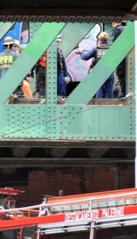 trenes-choque-palermo-png.