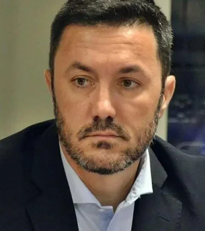 luis-petri-jpg.
