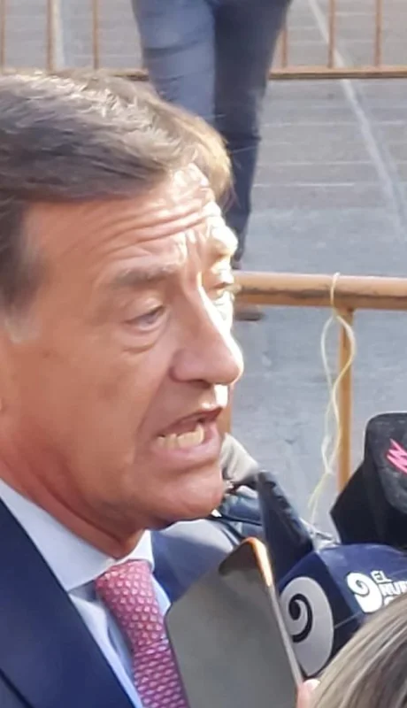 453eb669-48a5-4aea-9f2b-4bdd1b246653