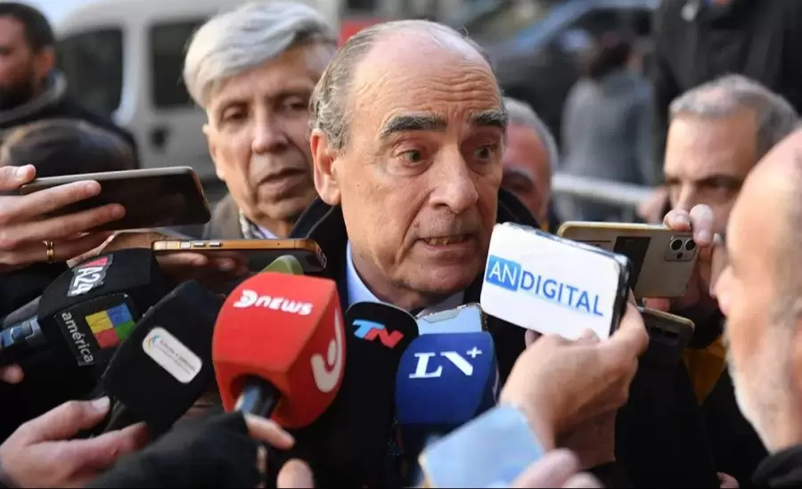 guillermo-francos-png.