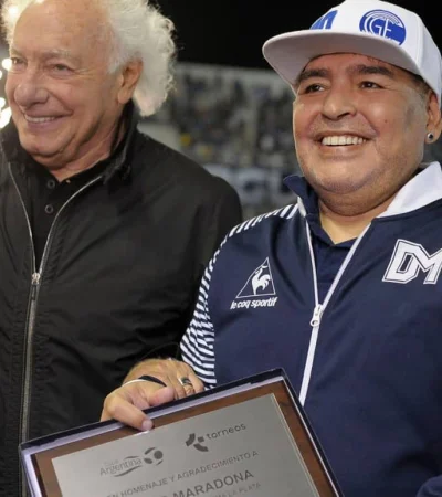 Guillermo Coppola y Diego Maradona.