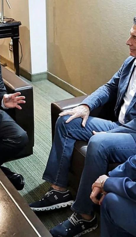 macri-milei-pato-123-jpg.