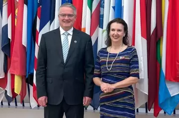 Mondino disertó en la reunión del Consejo Ministerial de la OCDE