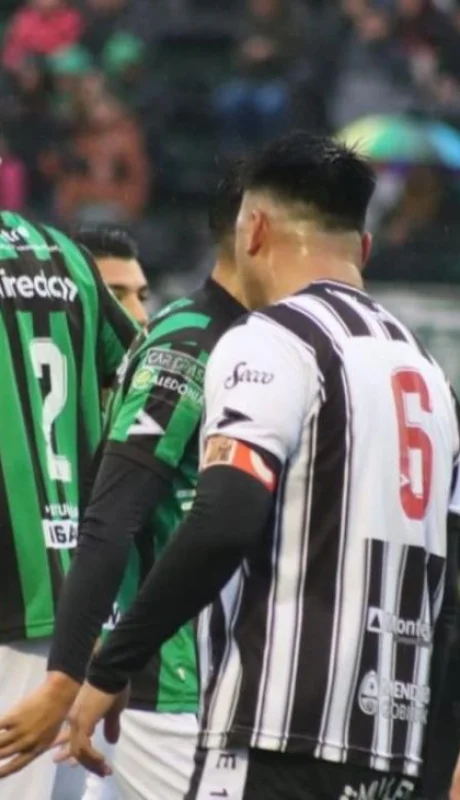 gnazcvkwaaeu0q8-jpg.