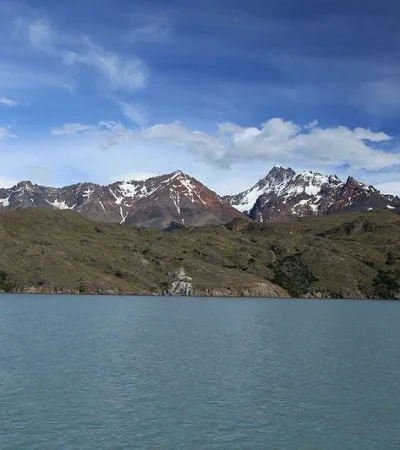 800px-lake-viedma-5465751540-jpg.