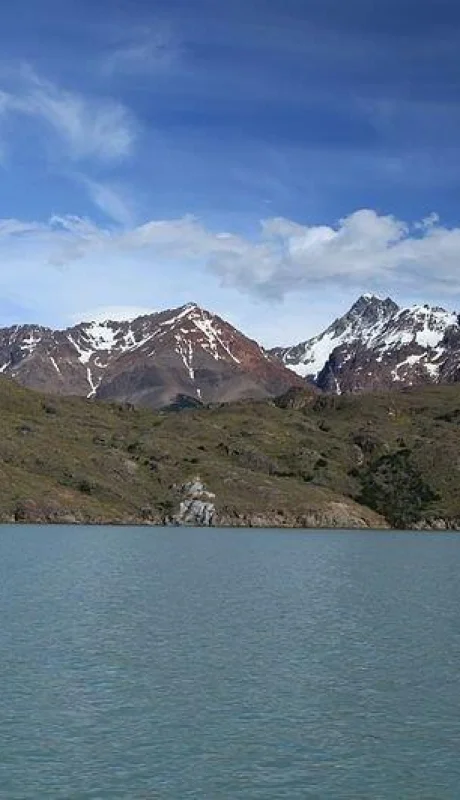 800px-lake-viedma-5465751540-jpg.