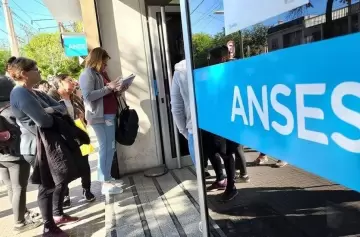 Cuánto cobran AUH, SUAF y AUE con el aumento de agosto 2025