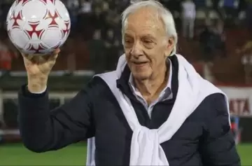 El mensaje de Javier Milei por la muerte de César Luis Menotti