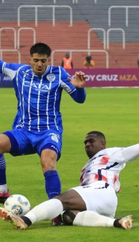 godjkyzwiaaonhj-jpg.