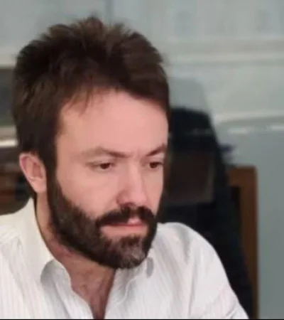 rodrigo-puertolas-png.