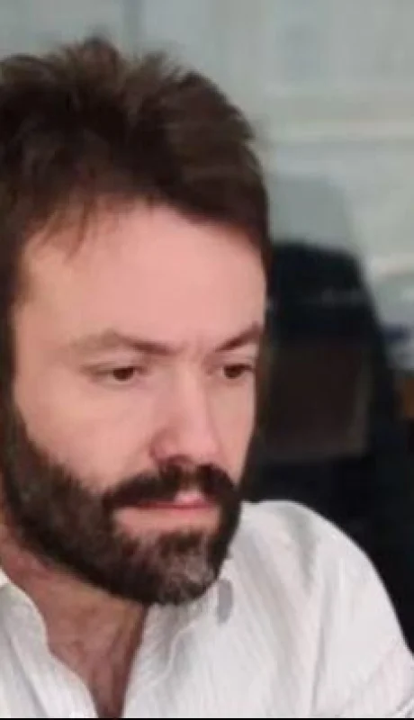 rodrigo-puertolas-png.