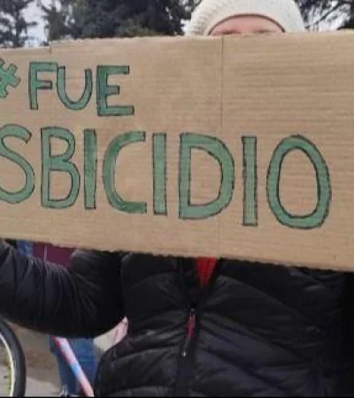 triple-femicidio-protesta-png.