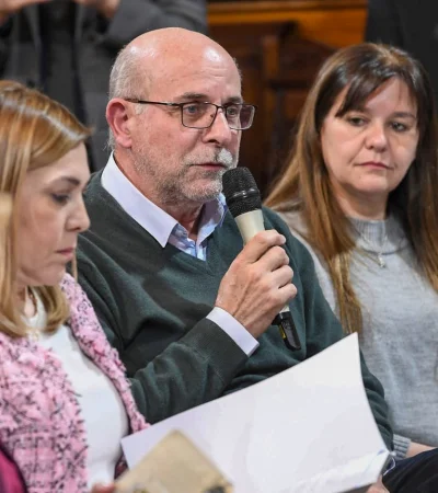 Senador Flavio Fama.