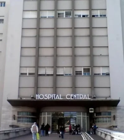Andrea María Quiroga, de 38 años, fue trasladada al Hospital Central, donde lamentablemente falleció a las 9.34.