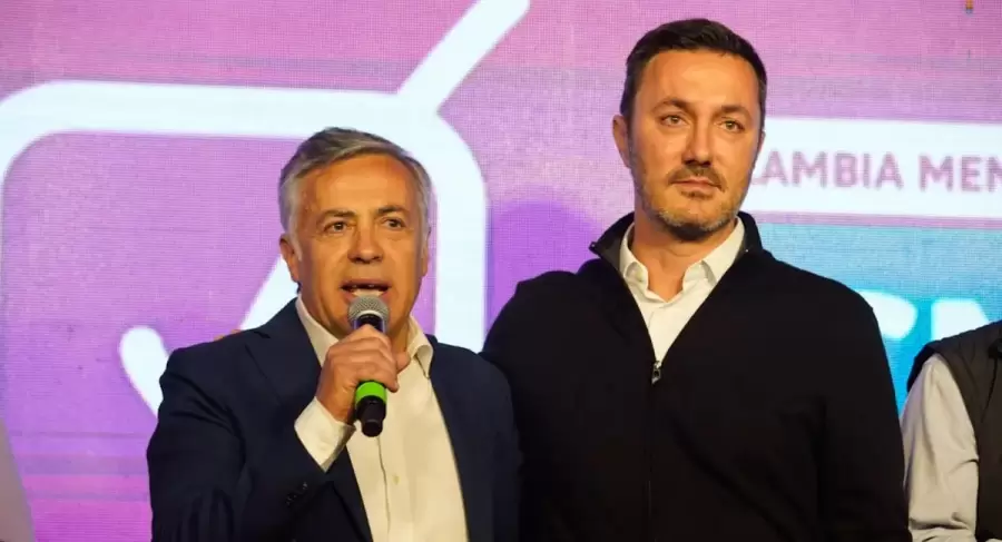 El gobernador de Mendoza, Alfredo Cornejo, y el ministro de Defensa, Luis Petri.